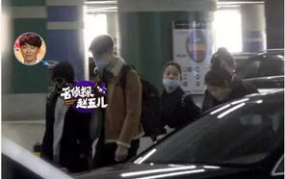 娱乐吃瓜美女助理,揭秘美女助理的吃瓜日常